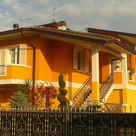 Camere In Collina Muscoline Buitenkant foto