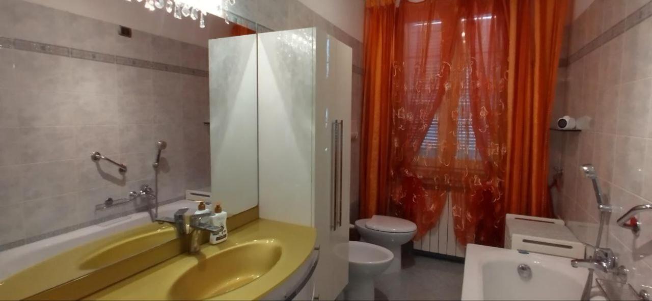 Camere In Collina Muscoline Buitenkant foto