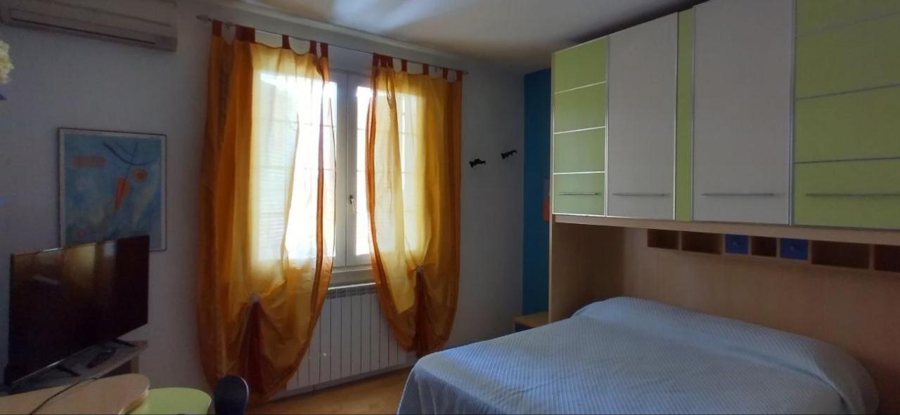 Camere In Collina Muscoline Buitenkant foto