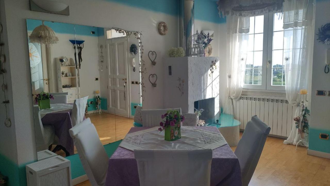 Camere In Collina Muscoline Buitenkant foto